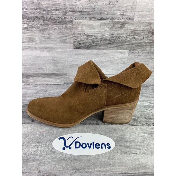 BP Women's Size 6.5M Brice Notched Brown Leather Foldover Ankle Booties - Picture 6 of 8